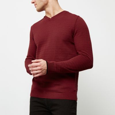 Red textured knit V neck slim fit jumper